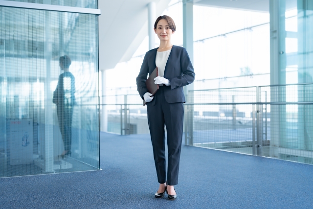 永遠の別れにかかる本当の費用とその内訳を徹底解説。後悔しない葬儀費用の考え方と賢い節約の方法